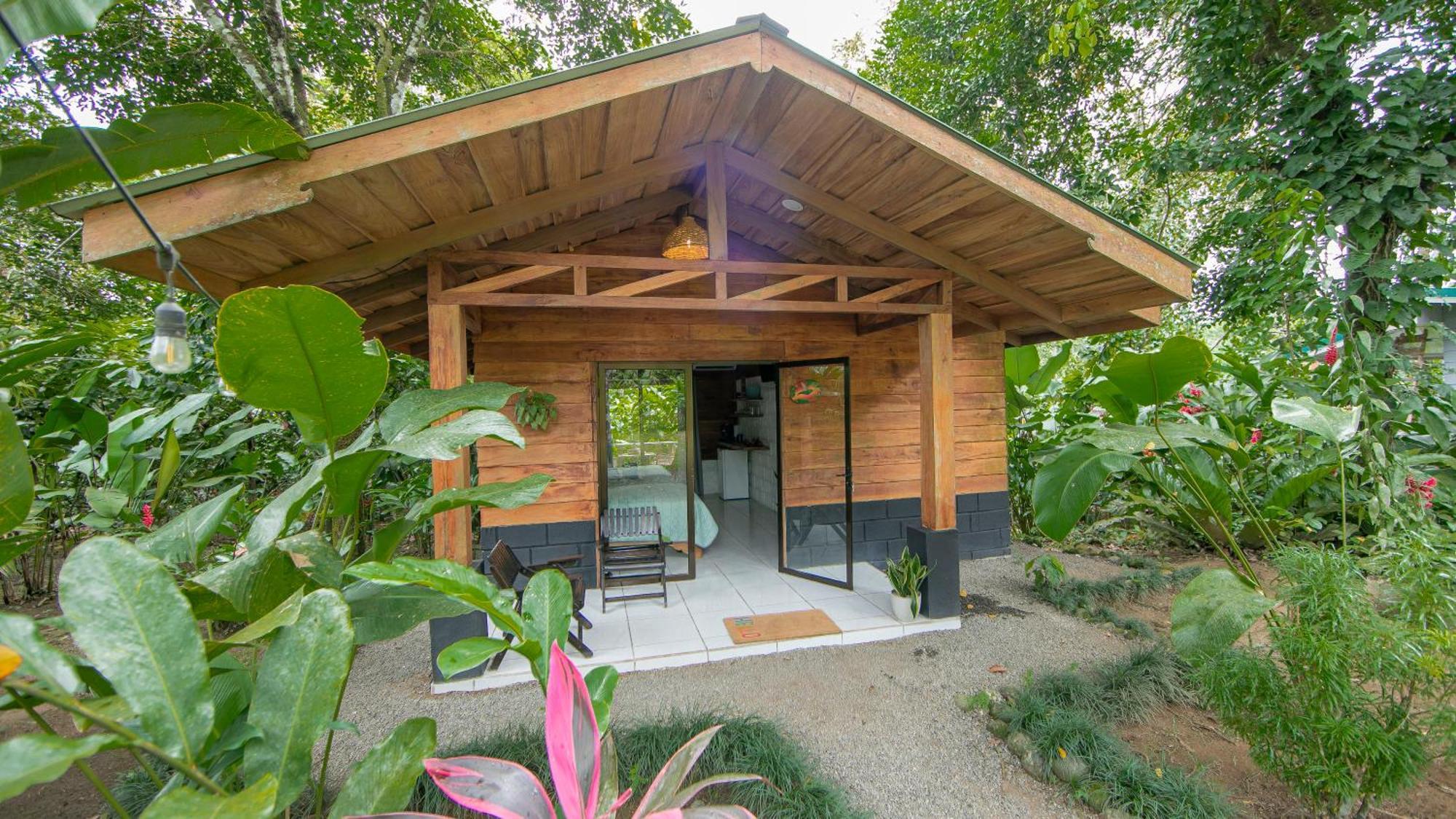 Eden Organic Farm & Bungalows La Fortuna Habitación foto